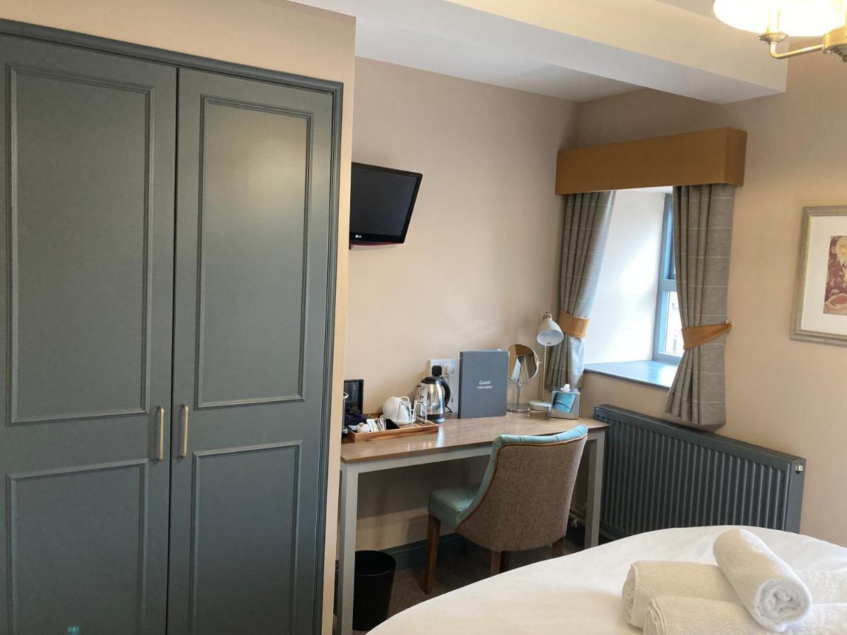 The Cross Scythes Hotel Sheffield Eksteriør billede