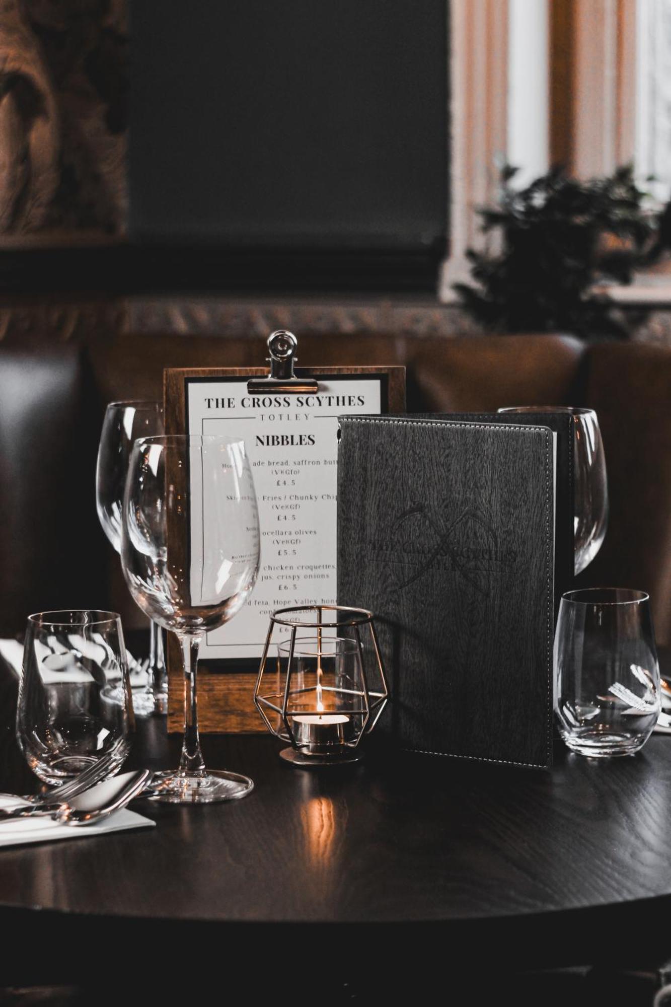 The Cross Scythes Hotel Sheffield Eksteriør billede